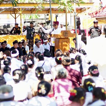 2025-05-05-kuningan Rayakan Hari Raya Kuningan, Wabup Mujiono Ajak Umat Hindu Guyup Bangun Banyuwangi