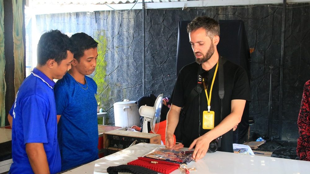 Tingkatkan Kualitas Pendidikan Warga Binaan, Lapas Banyuwangi Gelar Pelatihan Bahasa Inggris