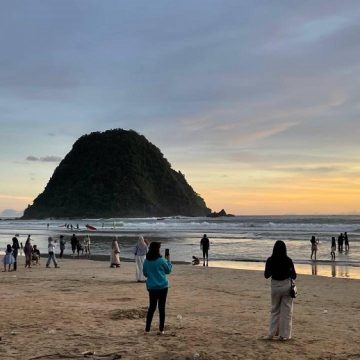 2025-05-15-wisatawan Libur Hari Raya Waisak, 69.948 Wisatawan Serbu Banyuwangi