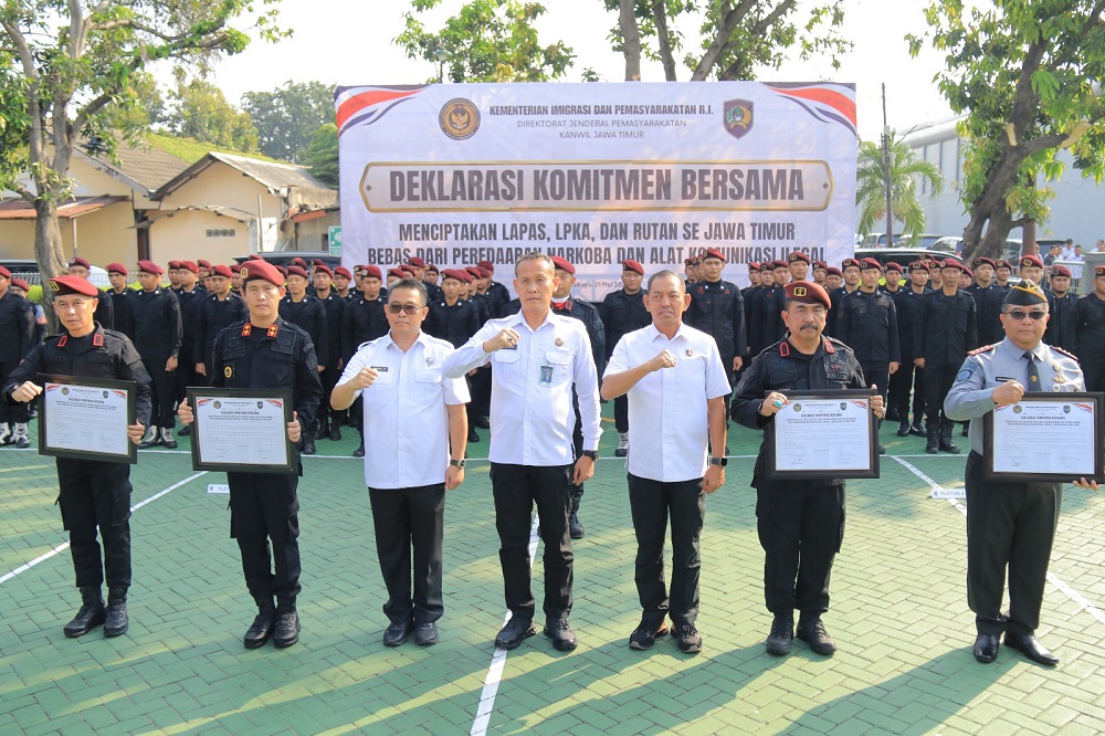 2025-05-21-lapas1 Kanwil Ditjen PAS Jatim Deklarasikan Lapas dan Rutan Bersih dari Narkoba dan HP Ilegal