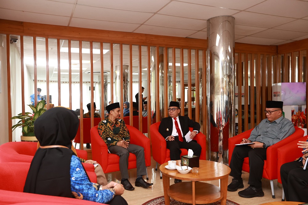 2025-06-04-wakaf Banyuwangi Dukung Percepatan Sertifikasi Aset Wakaf