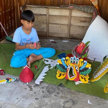 Buat Kostum Kesenian Jaranan dan Barong, Bocah 12 Tahun di Banyuwangi Raup Penghasilan Menggiurkan