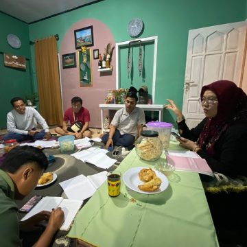 Turis China Meningkat Kunjungi Kawah Ijen, Pemandu Wisata Giat Latihan Bahasa Mandarin