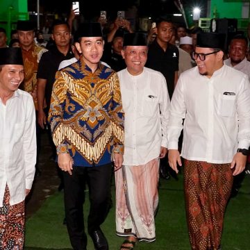 Disambut Ribuan Santri, Wapres Gibran Silaturahmi di Ponpes Mambaul Ulum Muncar