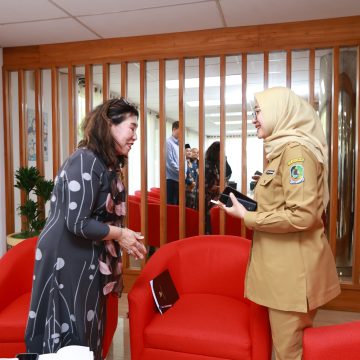 Peneliti Senior University of New South Wales Australia Tertarik Riset Pengembangan Ekonomi hingga Potensi Pesisir Banyuwangi