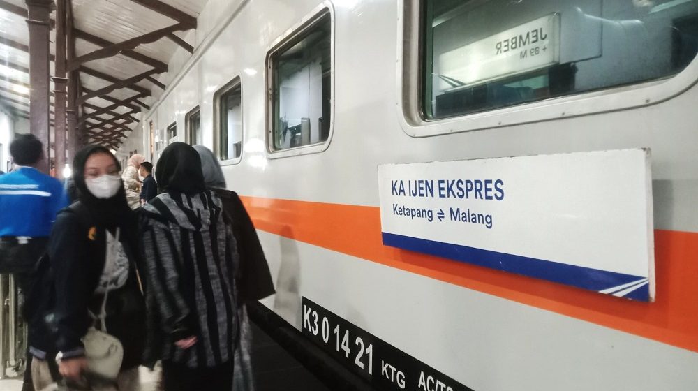Libur Panjang Akhir Pekan, Penumpang KA di Daop 9 Jember Naik 7 Persen