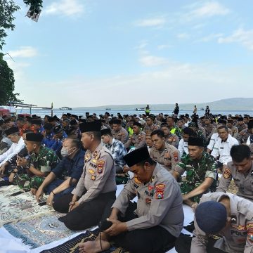 Sejumlah Stakeholder Gelar Sholat Ghaib, Berharap Korban KMP Tunu Pratama Jaya Segera Ditemukan