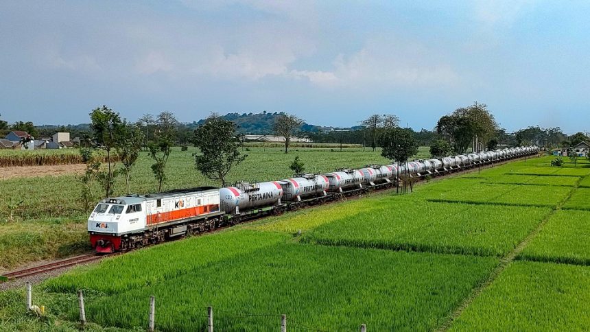 KAI Daop 9 Jember Bantah Adanya Pengiriman BBM Gunakan Kereta Api