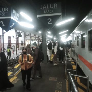 2025-07-31-kaidiskon KAI Daop 9 Jember Ingatkan Masyarakat Soal Pembelian Tiket Diskon 30 Persen