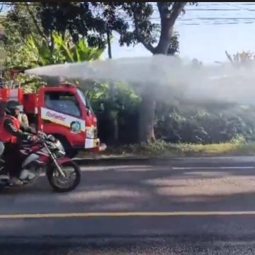 IMG_20250721_133652 Diduga Konsleting Mesin, Sebuah Motor Terbakar di Jalan Nasional