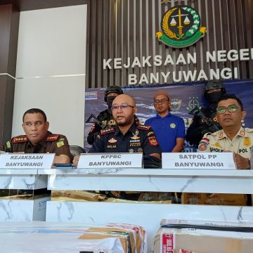 Bea Cukai Banyuwangi Amankan Ratusan Ribu Batang Rokok Ilegal Senilai 242 Juta Rupiah