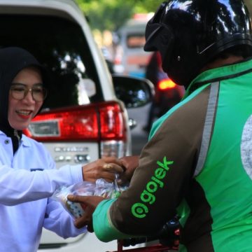 2025-09-01-lapas1 Berbagi Kebahagiaan, Lapas Banyuwangi Bagikan 50 Paket Makanan Bagi Masyarakat Sekitar