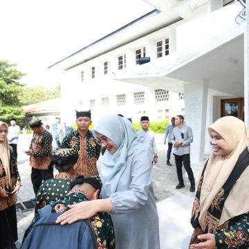 Lepas 34 Kafilah Banyuwangi ke MTQ Jatim, Ini Pesan Bupati Ipuk Fiestiandani