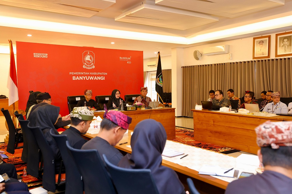2025-09-17-bupati BPS: Pertumbuhan Ekonomi Banyuwangi Lampaui Jatim dan Nasional Seiring Menggeliatnya Pariwisata dan UMKM