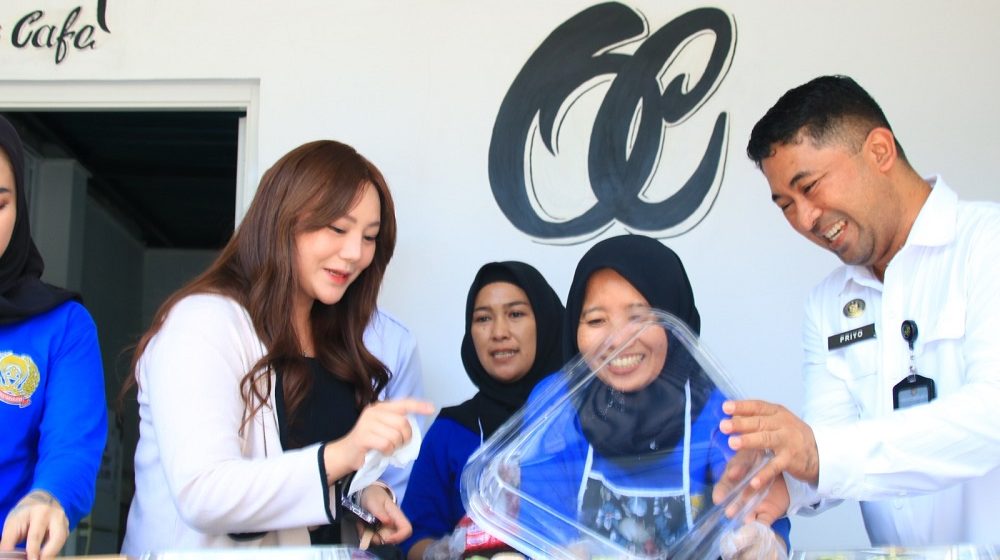 2025-09-17-lapas Kunjungi Lapas Banyuwangi, Konsultan UMKM Beri Kiat-Kiat Pengembangan Produk UMKM Hasil Karya Warga Binaan