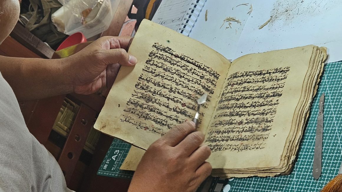 Teguhkan Sebagai Memori Kolektif Bangsa, Lontar Sritanjung Dikonservasi 