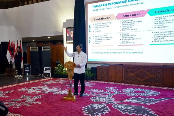 Kunker di Banyuwangi, Mensos Kumpulkan Camat hingga Kades Ajak Sukseskan Digitalisasi Bansos