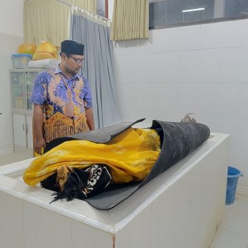 2025-10-11-km2 Korban Kebakaran KM Anugerah Indah 18 Masih Dapat Penanganan Medis di RSUD Blambangan