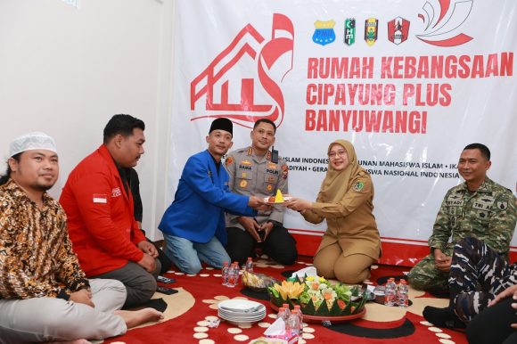 Resmikan Rumah Kebangsaan, Ini Pesan Bupati Ipuk pada Mahasiswa Cipayung Plus