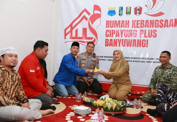 Resmikan Rumah Kebangsaan, Ini Pesan Bupati Ipuk pada Mahasiswa Cipayung Plus