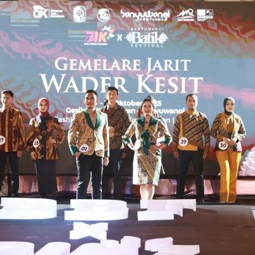Pemkab Banyuwangi dan OJK Dorong Literasi Keuangan Masyarakat Lewat Batik Festival