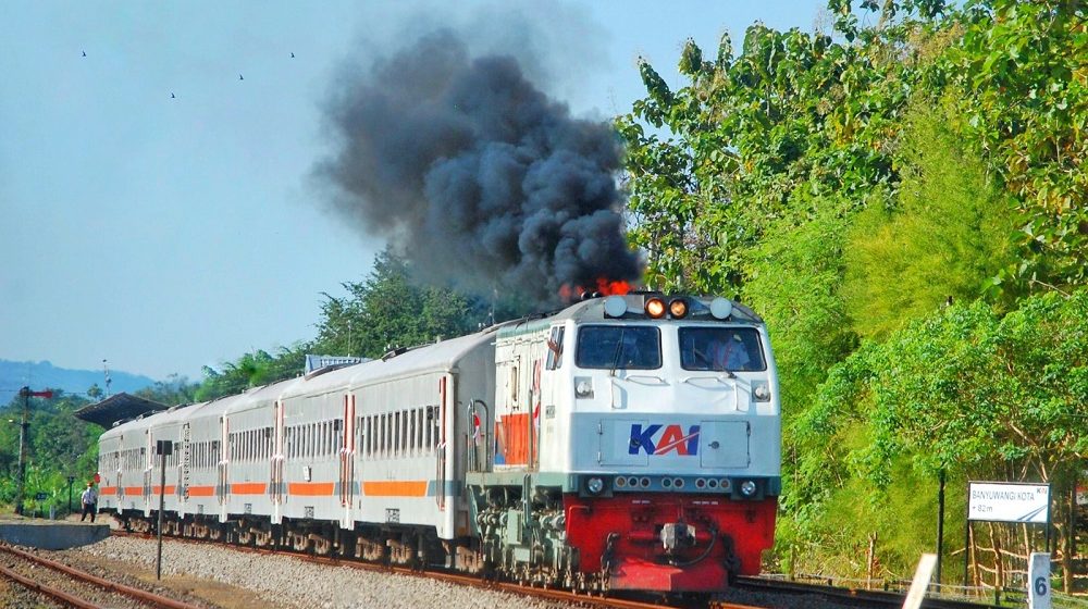 2025-10-20-kai Bahaya, KAI Imbau Masyarakat Jauhi Jalur Rel