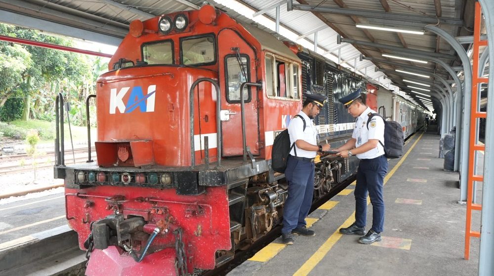 2025-10-24-kai KA Mutiara Timur Tambahan Kembali Hadir, Temani Weekend Ceria Menuju Banyuwangi