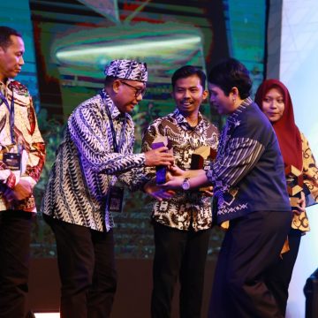 Dinilai Inovatif Promosikan Daerahnya, Banyuwangi Raih Best Smart Branding di Ajang Indonesia Smart Nation Award 2025