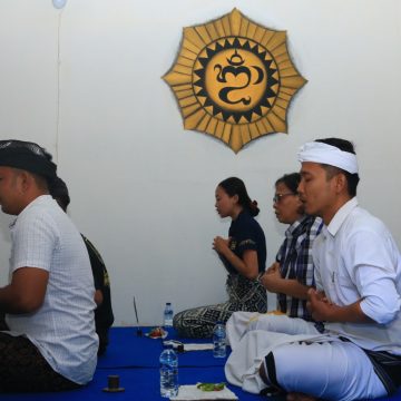 Warga Binaan Hindu Lapas Banyuwangi Peringati Hari Raya Kuningan