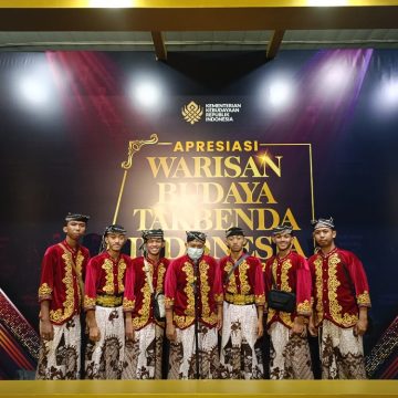 Angklung Banyuwangi Resmi Sandang Gelar Warisan Budaya Takbenda Indonesia 2025