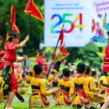 Siswa Sekolah Rakyat Banyuwangi Meriahkan Hari Jadi Banyuwangi (Harjaba) ke-254