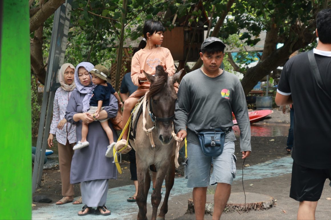 Selama Nataru, Penginapan dan Destinasi Wisata Banyuwangi Dipadati Wisatawan