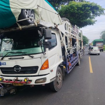 Motor Ibunya Tertabrak Truk, Bocah 7 Tahun Tewas di Lokasi