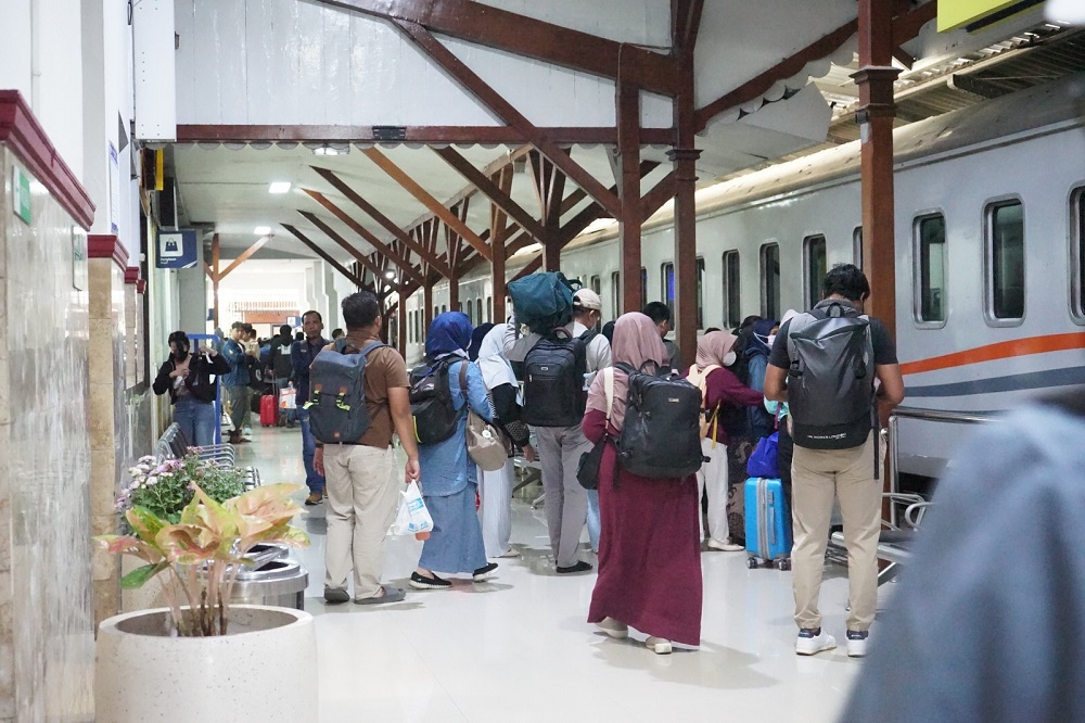2026-01-23-kai Angkutan Lebaran 2026, Tiket KA Keberangkatan Daop 9 Jember Bisa Dibeli Mulai H-45