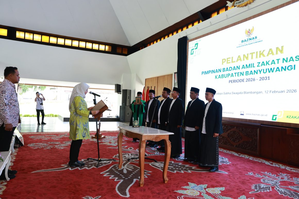 Lantik Pimpinan Baznas Banyuwangi, Bupati Ipuk Ajak ‘Tandang Bareng’ Entaskan Kemiskinan