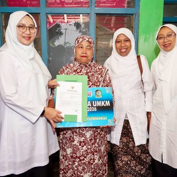 1000718526 Telah Sasar Ribuan Warung Rakyat, Bupati Ipuk Kembali Salurkan Program Wenak