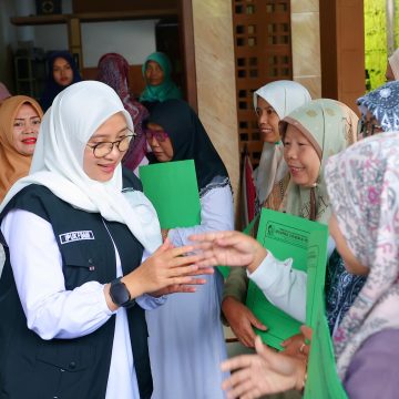 1000721029 Pasar Takjil di Banyuwangi Banyak Diminati, Bupati Ipuk Fasilitasi Legalitas Pelaku Kuliner Rumahan