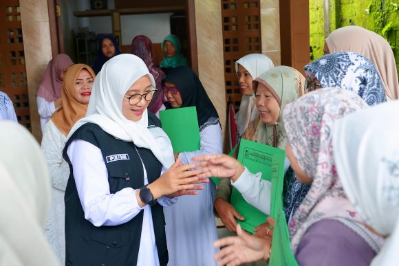 Pasar Takjil di Banyuwangi Banyak Diminati, Bupati Ipuk Fasilitasi Legalitas Pelaku Kuliner Rumahan