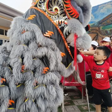 Perayaan Imlek, Warga Tionghoa di Banyuwangi Gelar Kegiatan Sosial