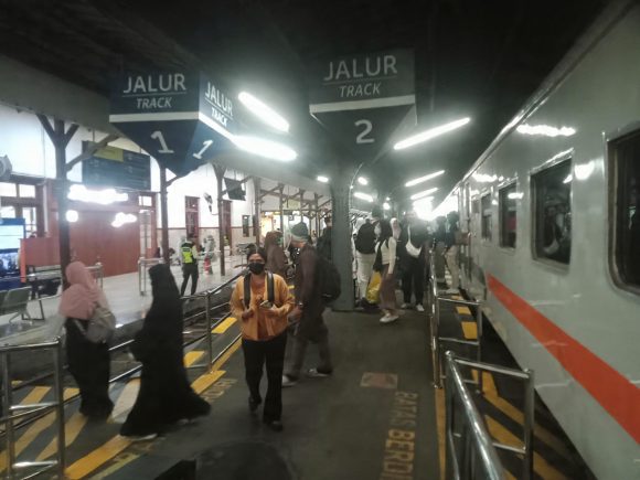 Antusiasme Mudik Mulai Meningkat, KAI Daop 9 Jember Catat Puluhan Ribu Tiket Terjual dan Hadirkan Fitur Connecting Train