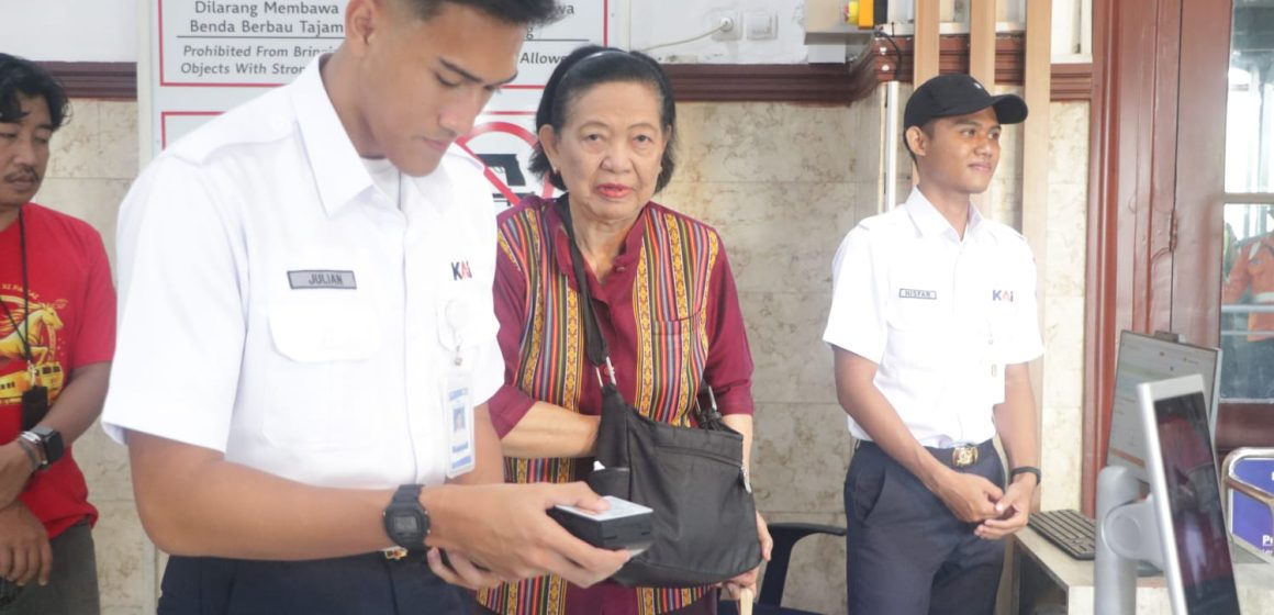 Volume Penumpang Stabil di Awal Puasa, KAI Daop 9 Jember Fokus Jaga Kenyamanan Pelanggan