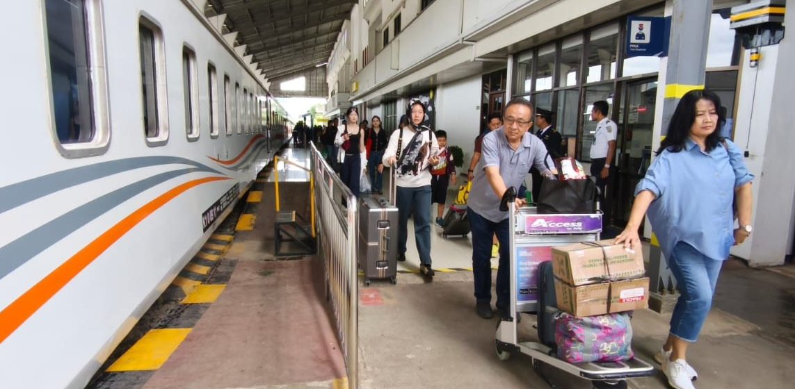 IMG-20260224-WA0011 Antusiasme Masyarakat Tinggi, Sisa Kuota Tiket Diskon 30% di Daop 9 Jember Kian Menipis