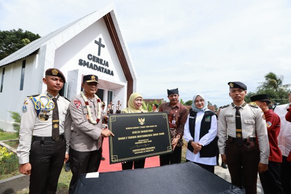 1000728257 Pemprov Jatim Tambah Fasilitas Belajar di SMAN 2 Taruna Bhayangkara di Banyuwangi