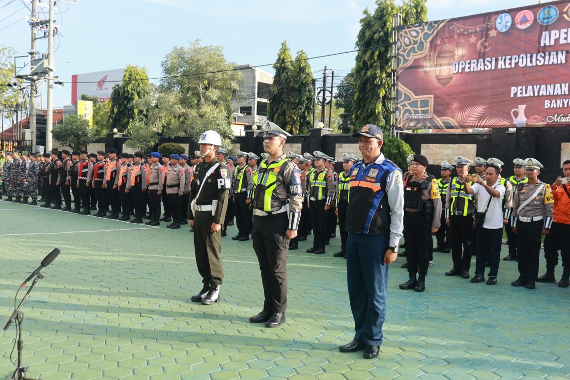 Ratusan Personel Dikerahkan Amankan Kelancaran Mudik Lebaran di Banyuwangi