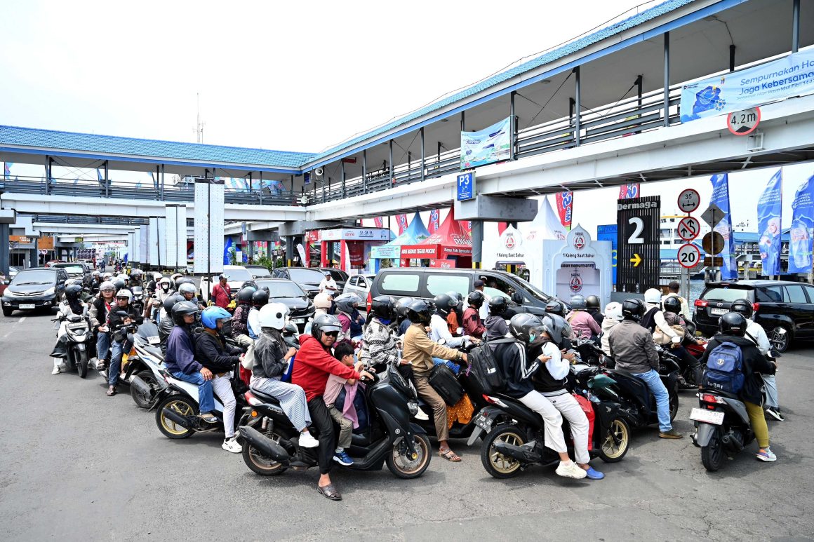 1000765944 Puncak Arus Balik di Pelabuhan Ketapang Diprediksi 26-29 Maret, Banyuwangi Gelar Rakor Bersama Kapolri