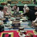 Tradisi Makan Ketupat Masal Warga Boyolangu Banyuwangi Setiap 7 Syawal 