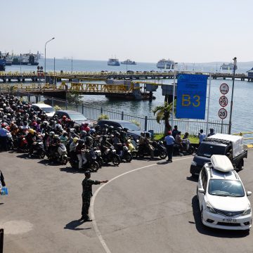 Puncak Arus Balik, Polda Jatim-Pemkab Banyuwangi Pantau Pelabuhan Ketapang