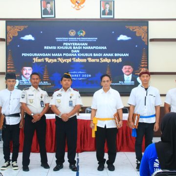 5 Warga Binaan Hindu Lapas Banyuwangi Terima Remisi Nyepi