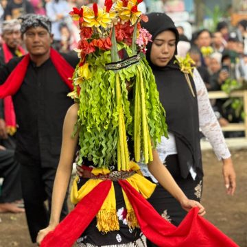 Intip Magisnya Sayu Apriliani Sang Penari Baru Seblang Olehsari