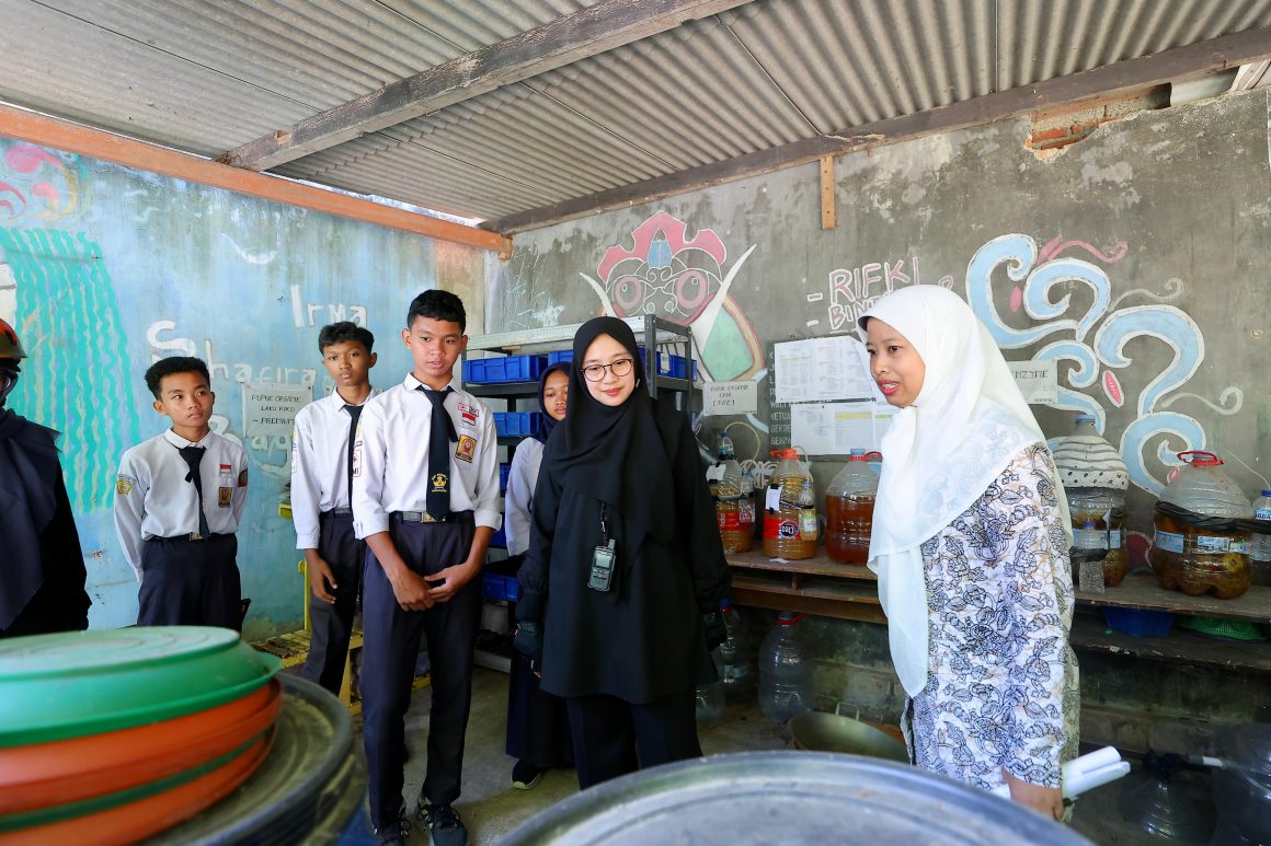 SMPN 3 Banyuwangi Sulap Sampah Jadi Produk Bernilai Ekonomi